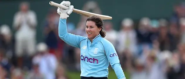 Tammy Beaumont starred in the fifth ODI