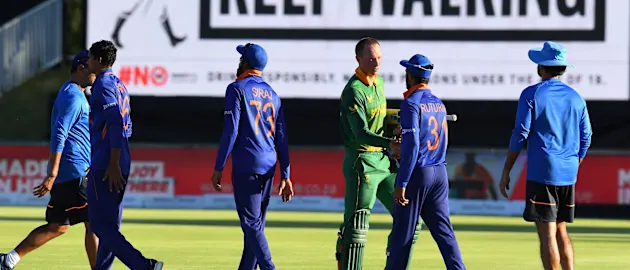 South Africa are 2-0 up with one to play