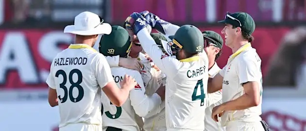 Renshaw puts Australia on top in Durban Test on day four
