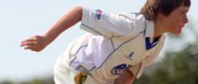 27213 Josh Little bowling