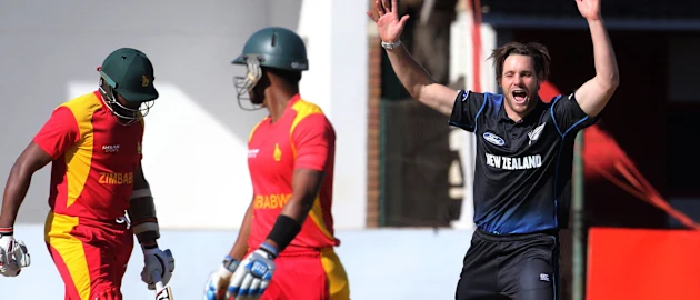 69855 CRICKET-ZIM-NZL