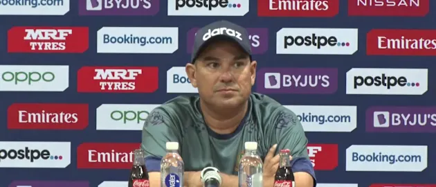 PRE-MATCH-PC-BANGLADESH-RUSSELL-DOMINGO_Moment