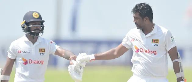 Niroshan Dickwella, Dilruwan Perera