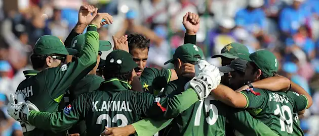 64008 Pakistani fast bowler Wahab Riaz (C) cel