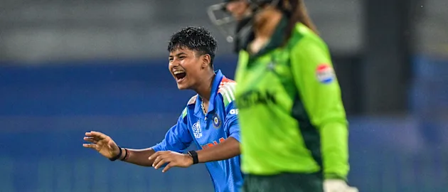 India outclass Pakistan despite Amin’s fighting fifty