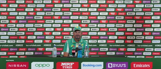 Pre-Match-Australia-Matthew-Mott-18-03-2022_Moment