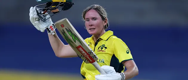 Mooney's century rescues Australia after Pakistan's spin masterclass | Innings Highlights | CWC25