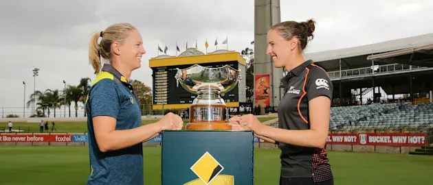 Meg Lanning and Amy Satterthwaite