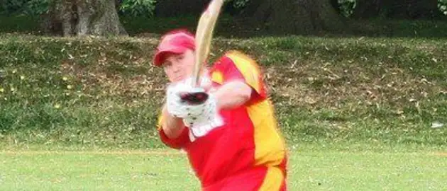 23189 Isle of Man's Morris displays his power