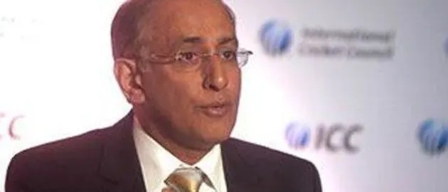 9211 Haroon_with-mike_434