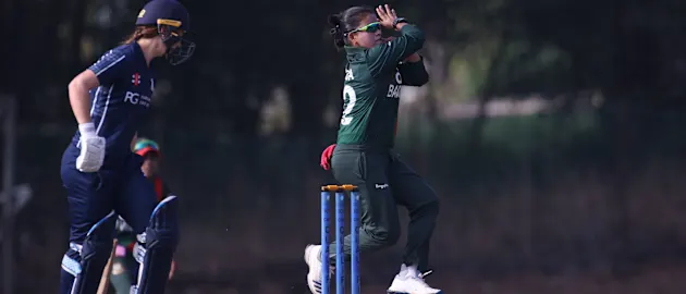 NAHIDA AKTER of Bangladesh in actiom