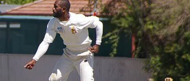 5953 A-Mansale-bowling_434