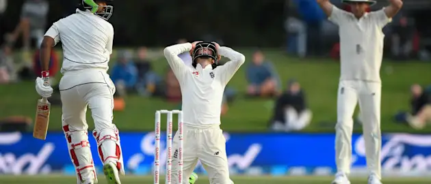 Ish Sodhi - England (top image)