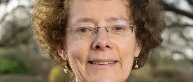 Dr. Ros Rivaz