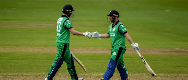 Stirling and Balbirnie put on a stand of 146