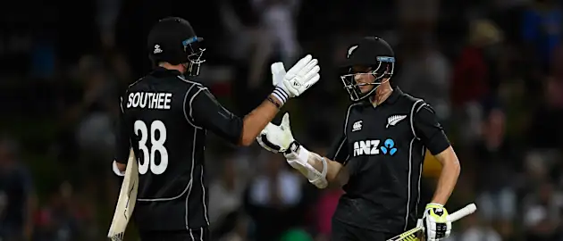 Mitchell Santner and Tim Southee added an unbeaten 43-run partnership in just 21 balls for the eighth wicket