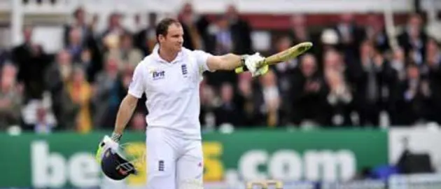 34523 Andrew Strauss