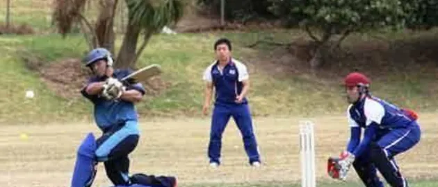 42043 Samoa's Geoff Clarke batting against Japan