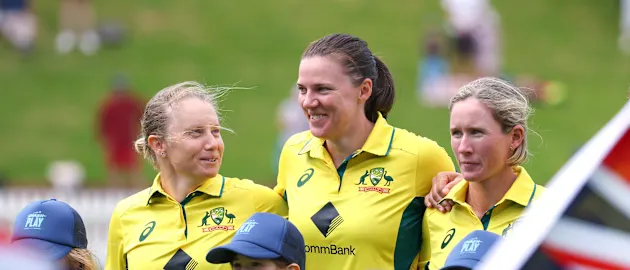 Alyssa Healy, Tahlia McGrath and Beth Mooney