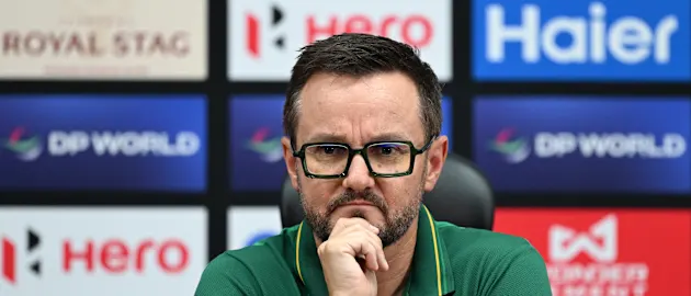 Mike Hesson has been roped in on an interim basis to take over Pakistan's Test team
