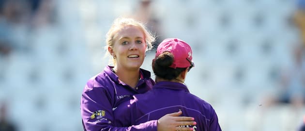 Uncapped Sarah Glenn named in England’s squads for Pakistan