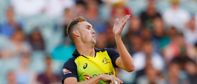 Australia replace Starc with Stanlake for second Sri Lanka T20I