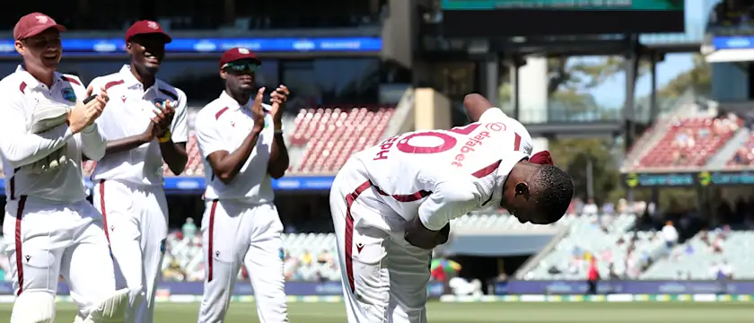 Shamar Bows