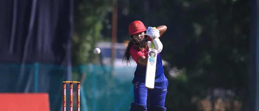 Esha Oza - UAE 2