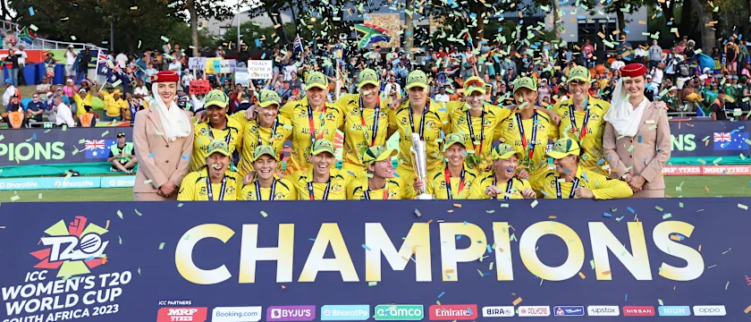 Meg Lanning of Australia lifts the ICC Women's T20 World Cup following the ICC Women's T20 World Cup Final match between Australia and South Africa at Newlands Stadium on February 26, 2023 in Cape Town, South Africa.