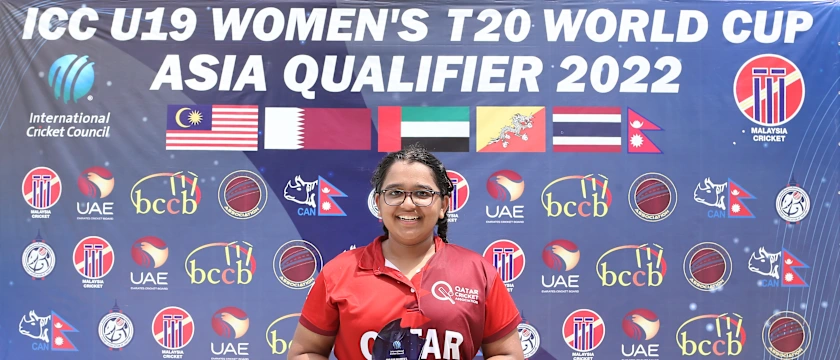 Aleena Khan of Qatar with the Player of the Match award