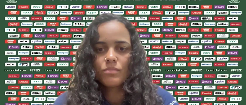 Pre-Match-South-Africa-Chloe-Tryon-26-03-2022_Moment