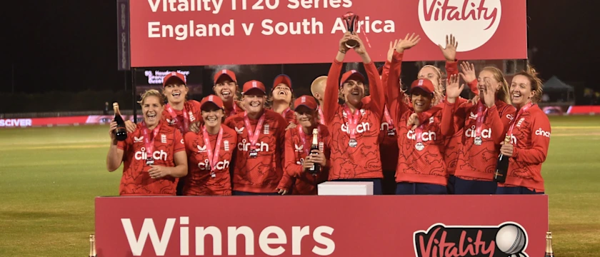 England-win-series