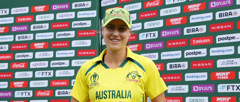 Ellyse Perry of Australia poses with the Player of the Match award after the 2022 ICC Women's Cricket World Cup match between New Zealand and Australia at Basin Reserve on March 13, 2022 in Wellington, New Zealand.