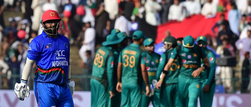 Pakistan can't let Shahzad get into his stride