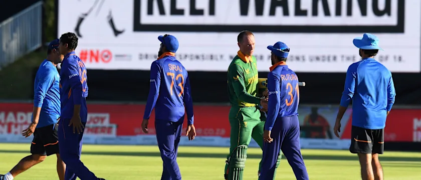 South Africa are 2-0 up with one to play