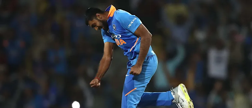 'The confidence he has gained with his batting is rubbing on to his bowling as well' – Bharat Arun on Vijay Shankar