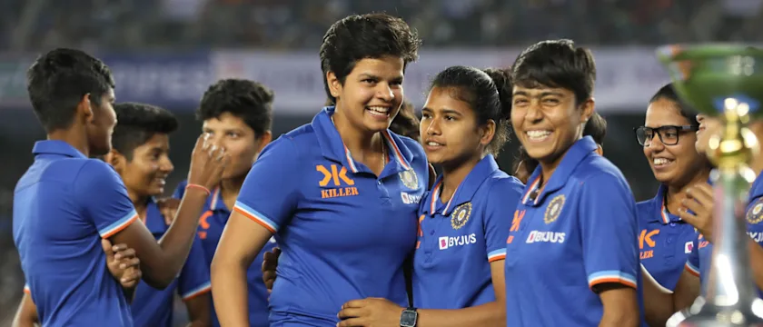Shafali Verma and Under-19 teammates during the third ODI between India and New Zealand