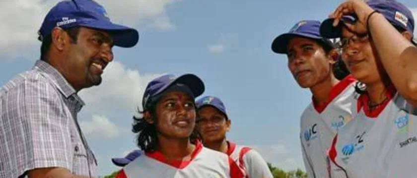 37738 Muttiah Muralidaran meets some of the players on Murali Harmony Cup finals day