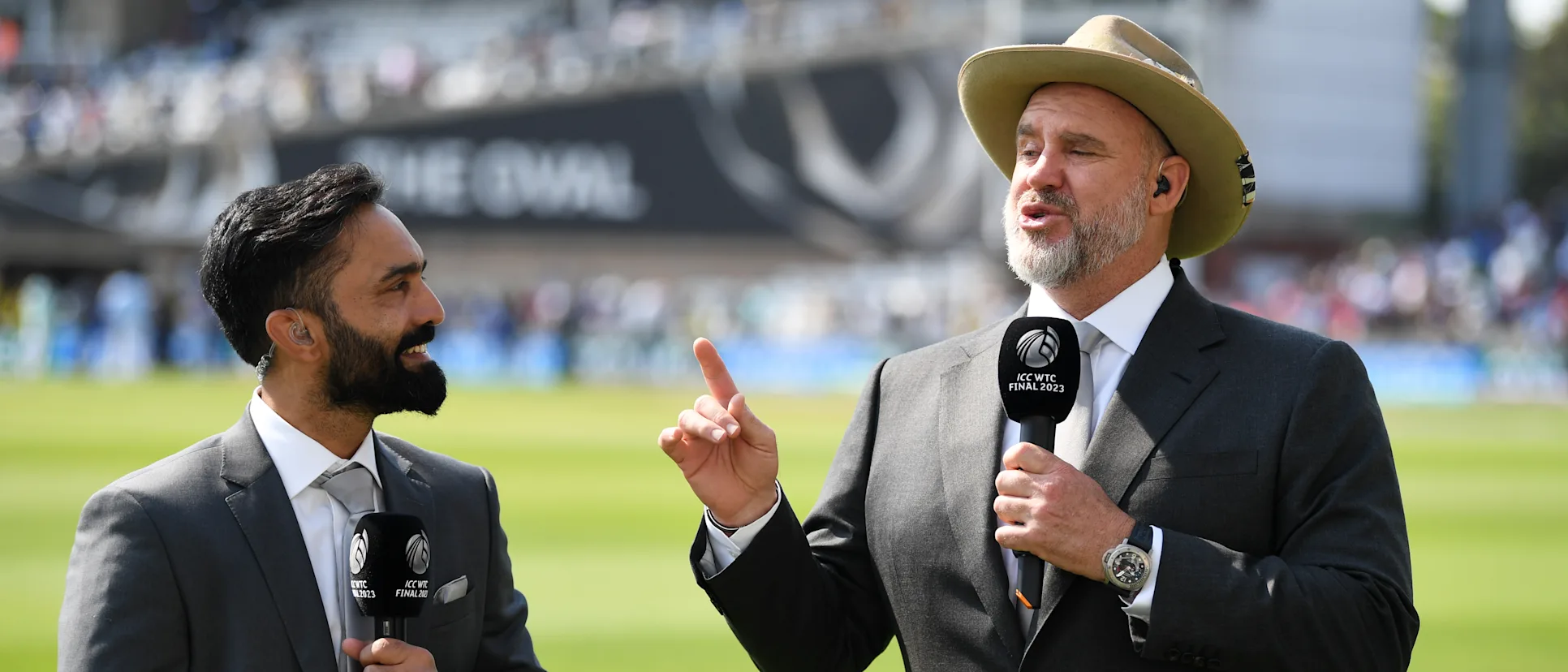 Logo of Dinesh Karthik Matthew Hayden commentators