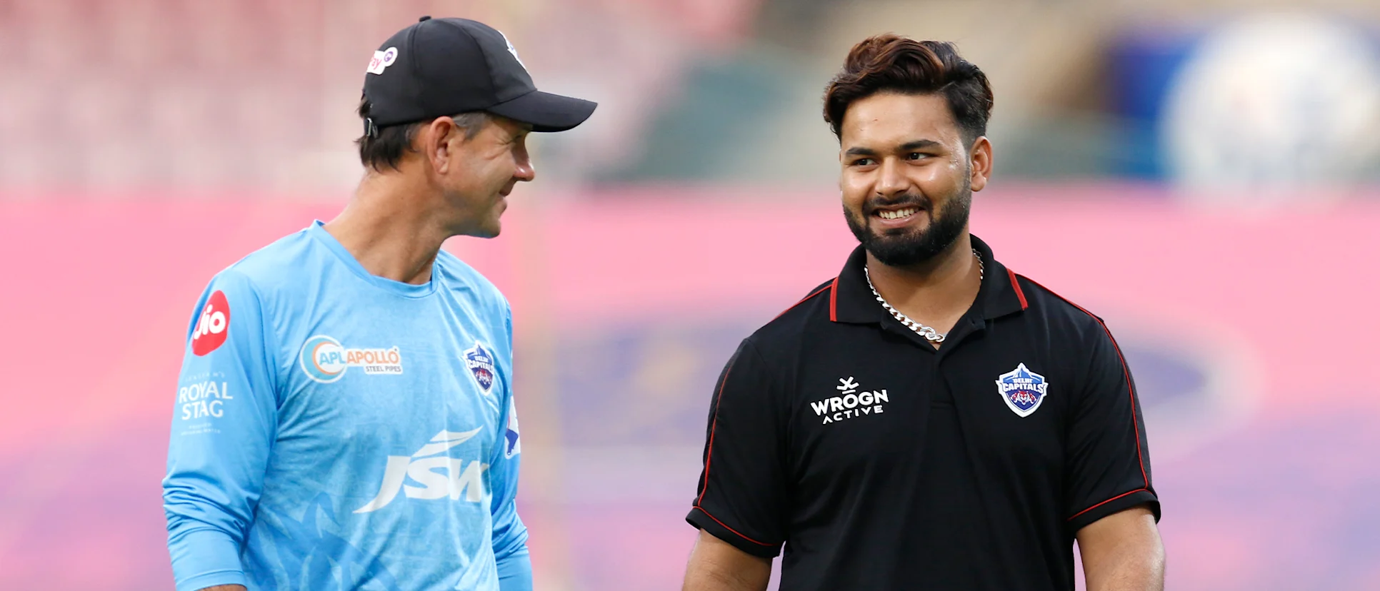 Logo of ponting and pant
