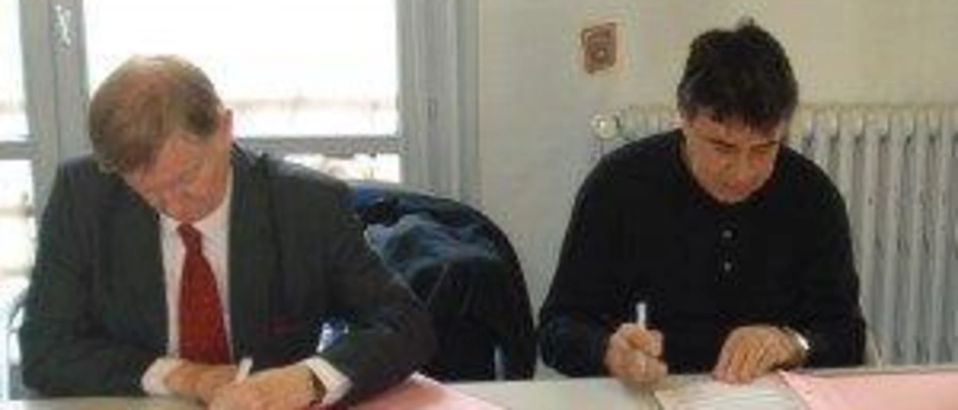 Logo of 31470 The signing of the agreement