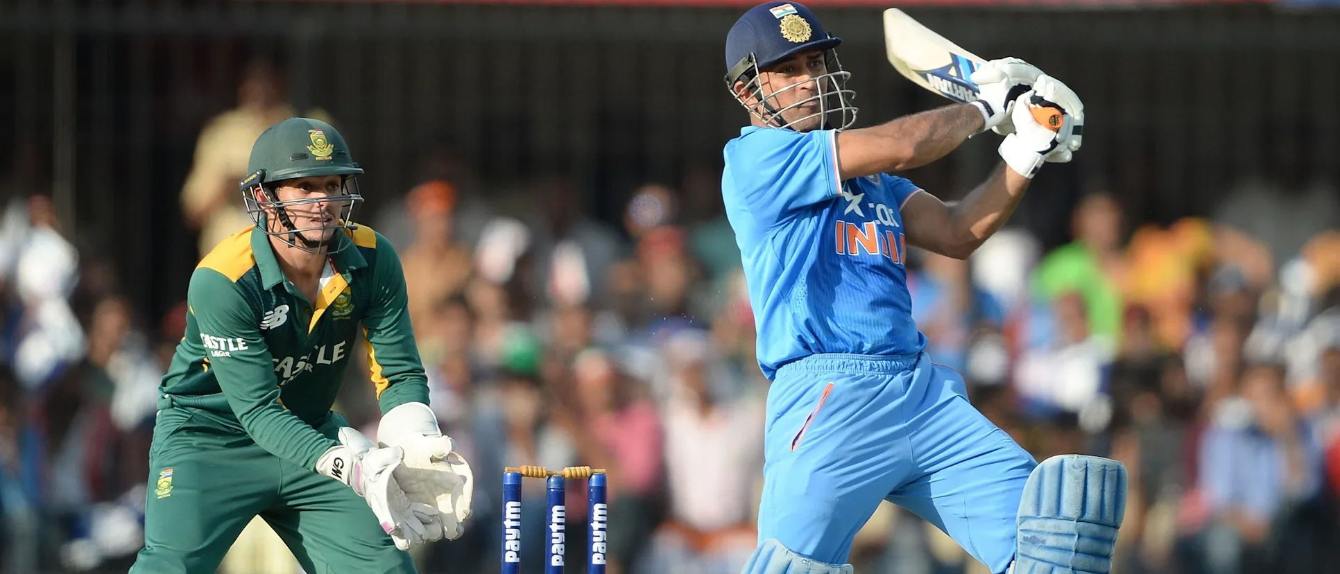 Logo of Dhoni's brisk 92* helped India draw level in the five match series