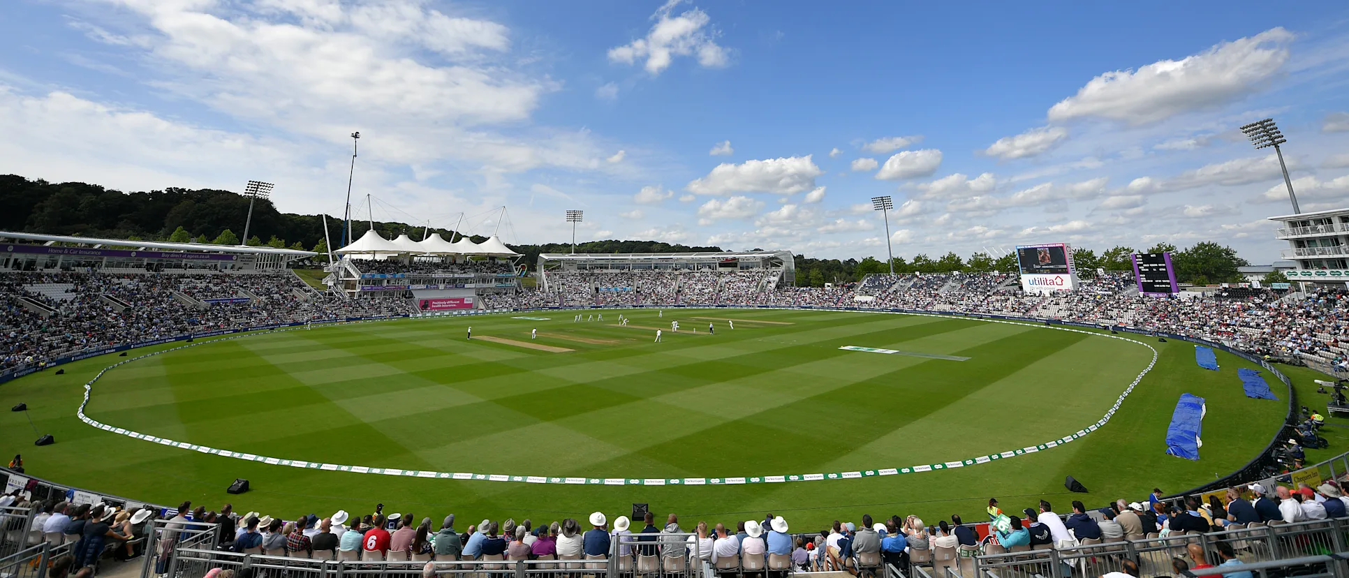 Logo of Hampshire Bowl (2)