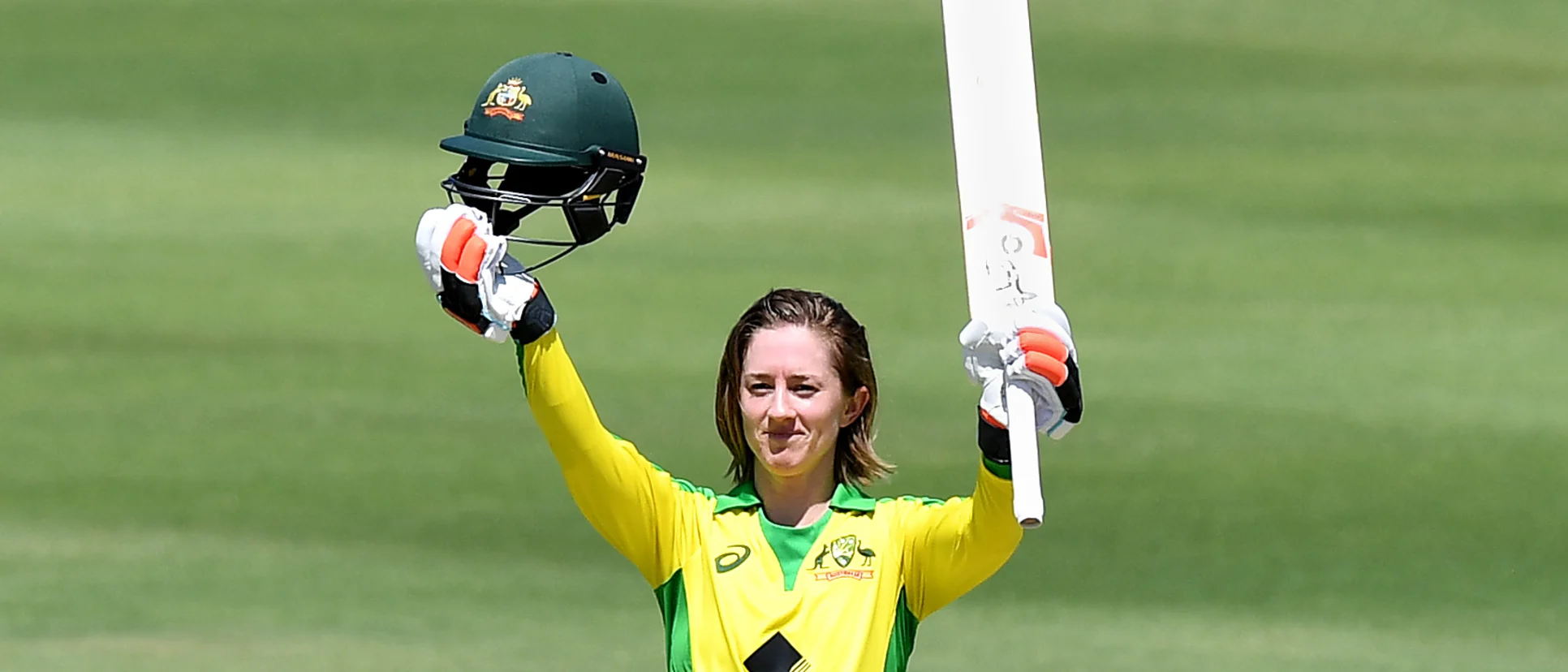Rachael Haynes' ton took Australia to 17 straight victories.
