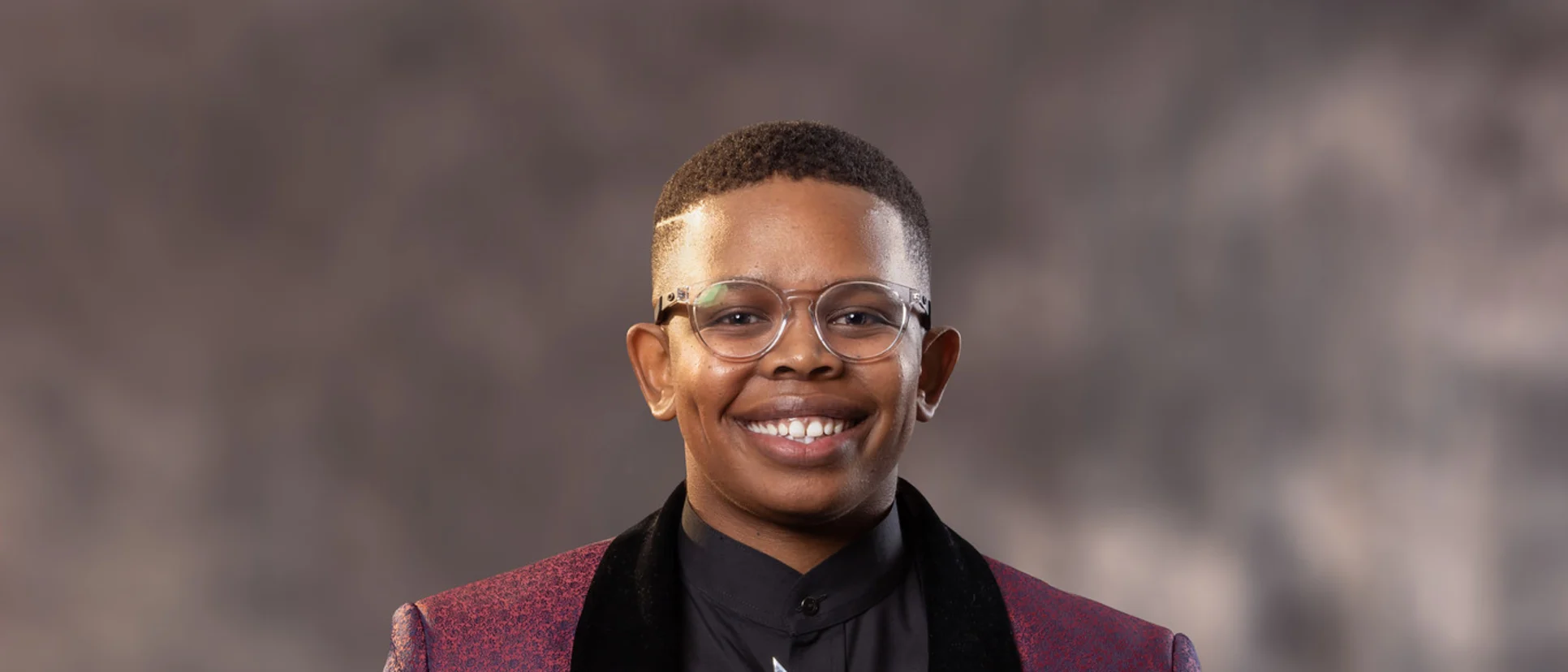 Logo of Jafta Portrait with the SA Fans Player of the Year Award at the CSA Awards 2023 in Johannesburg