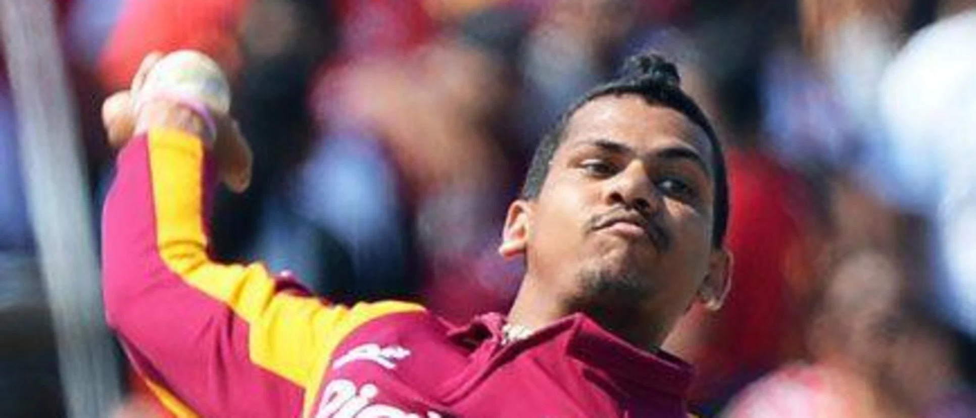 35912 Narine breaks into top 20 for first time in Reliance ICC Player Rankings for ODI bowlers