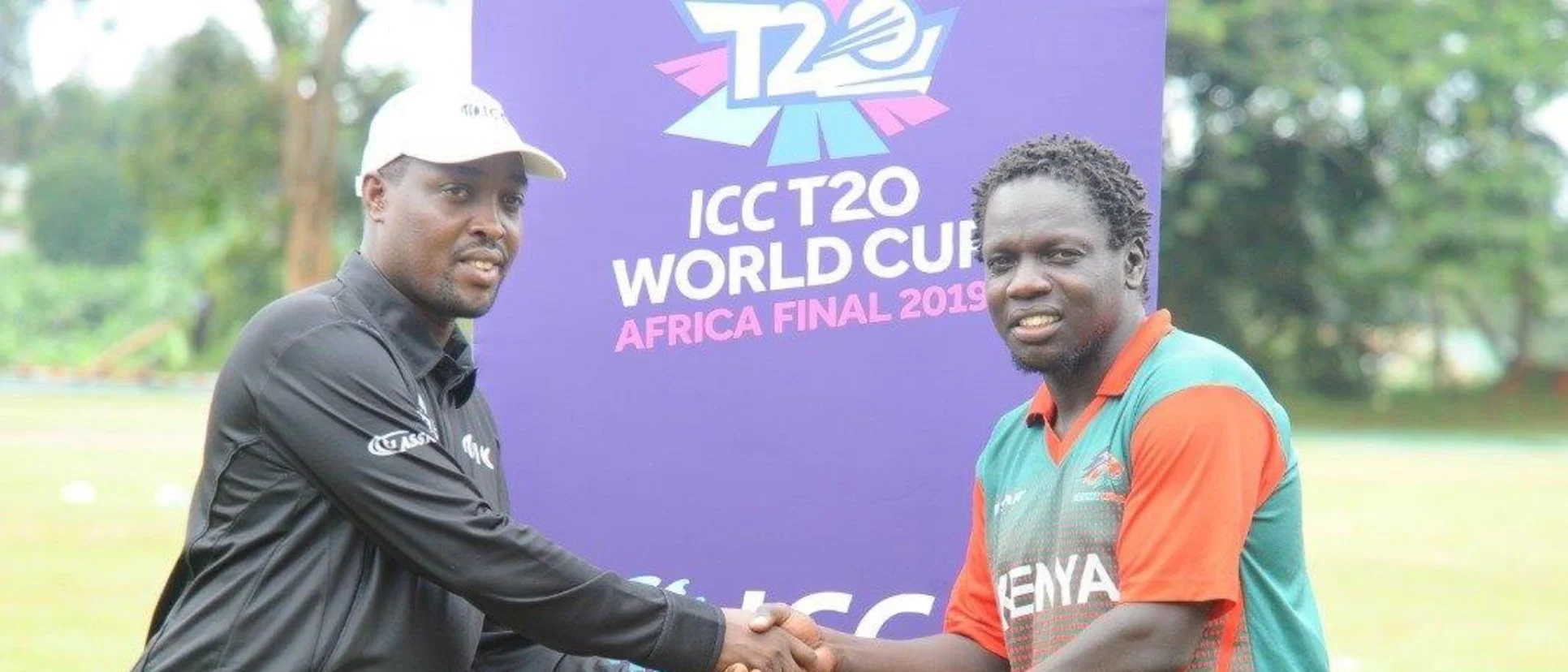 Logo of Shem Ngoche receives his Player of the Match award