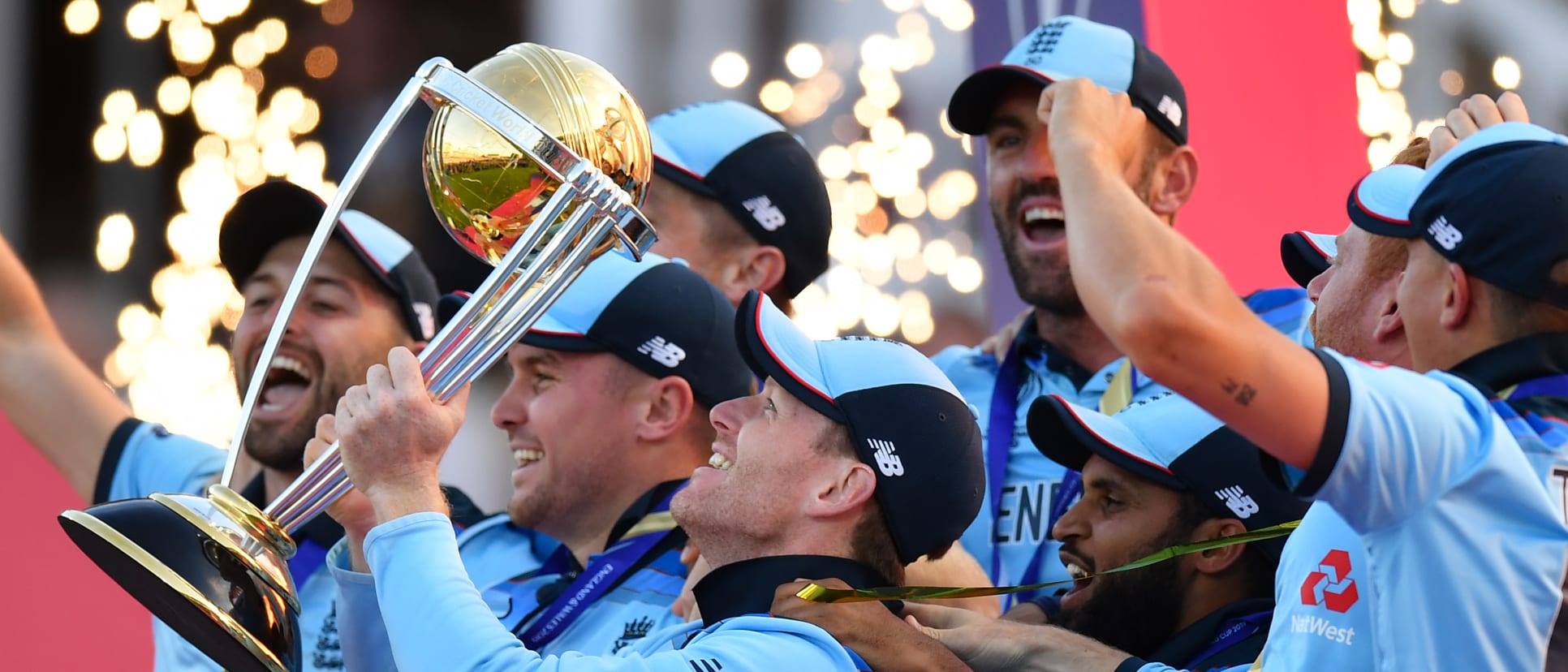 ICC Men's World Cup 2019 – England trophy