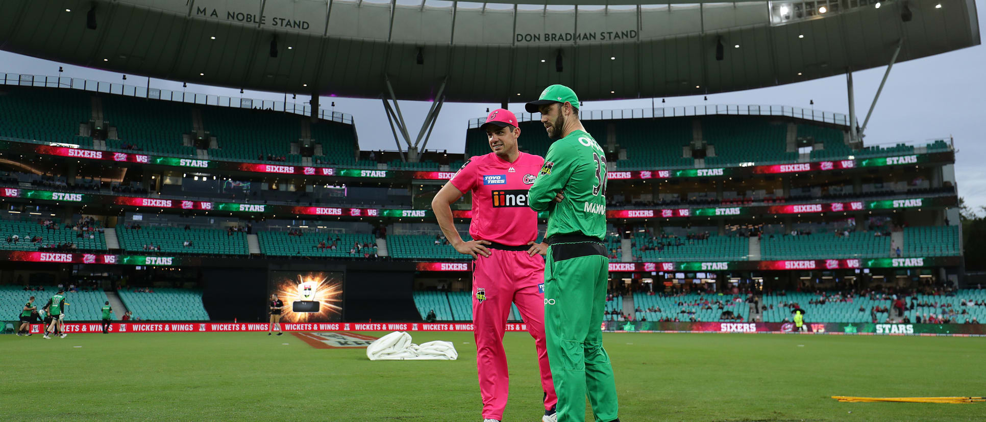 Glenn Maxwell says confiding in Moises Henriques made him smile