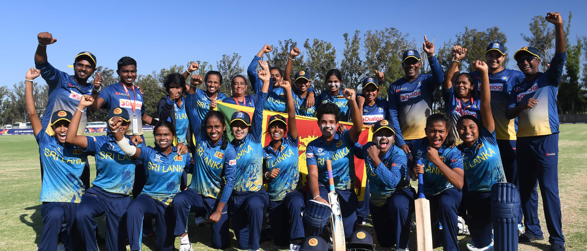 Players of Sri Lanka pose for a team picture following the ICC Women's U19 T20 World Cup 2023 match between Sri Lanka and USA at Willowmoore Park B Field on January 14, 2023 in Benoni, South Africa.